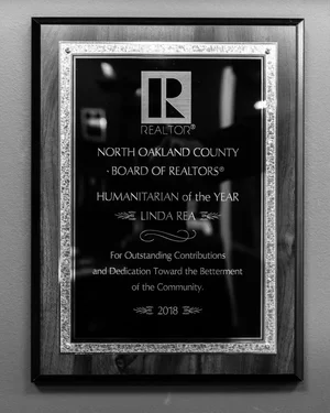 Humanitarian Award presented to Linda Rea