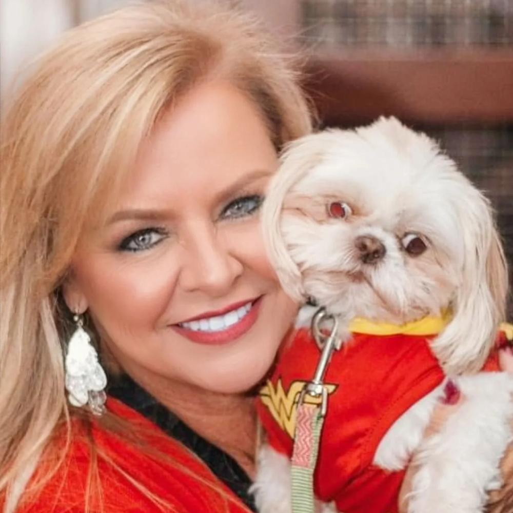 Paula Rea Johnston of The Linda Rea Team